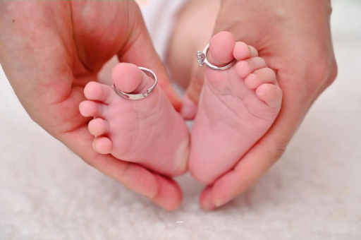 广东几个月宝宝可以坐着